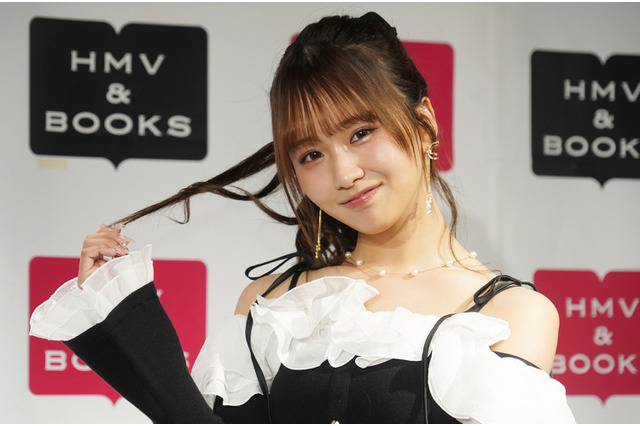 森脇梨々夏、新作カレンダーは「全部水着」・・・WBC世界戦ラウンドガールの反響にはびっくり 画像