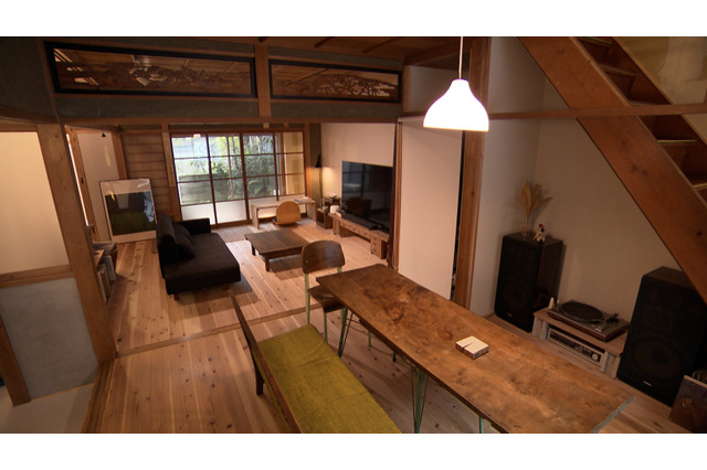 岐阜県・郡上八幡へ脱サラ移住！広すぎる築65年のレトロ美容室を“半分だけ”リノベ『住人十色』 画像