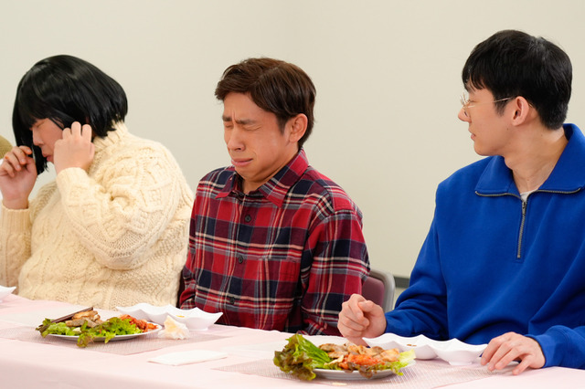 織田信成、人生初のコントに挑戦！蛙亭・イワクラの“恐怖のマナー講座”で大号泣 画像