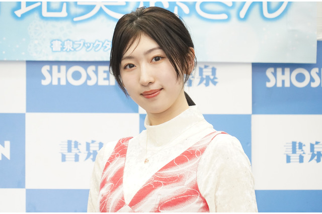 日比美思が新作カレンダーの完成に歓喜、撮影でファッションの傾向に変化も 画像