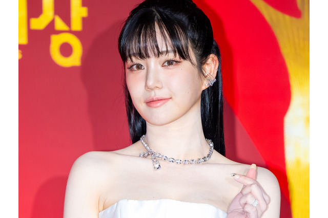 BTS・JUNG KOOKとの熱愛説を否定した女優、初めて映画祭のMCに　安定した進行力に期待 画像
