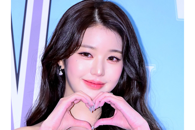 IVE・ウォニョン、授賞式「AAA」で“5年連続MC＆単独3冠”の偉業！受賞コメントも話題に 画像