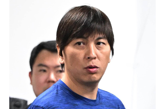 「“大谷翔平の通訳”の事件を想起」『鬼レンチャン』出演・松重豊と共演の韓国歌手、元マネが不送致処分 画像