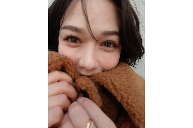 村重杏奈のもふもふ私服ショットにファン「癒される」「可愛すぎ」 画像