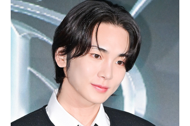 出演番組降板へ…SHINee・キー、違法医療疑惑の“点滴師”との関係に公式コメント「深く反省」【全文】 画像