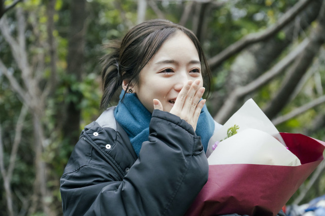 元日向坂46・齊藤京子、初主演映画『恋愛裁判』クランクアップに涙......メイキング写真が公開 画像