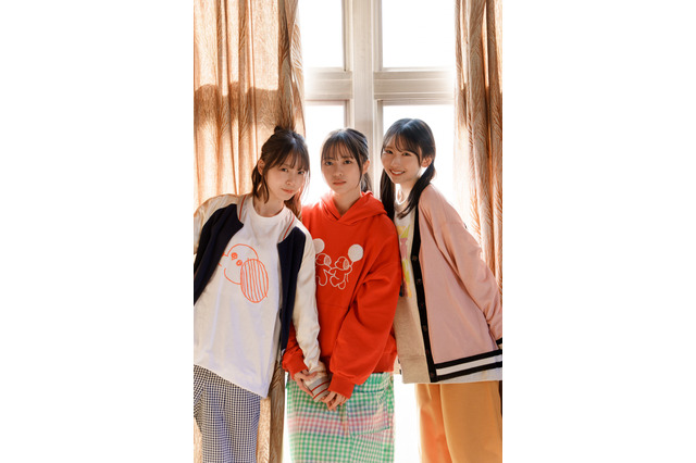 日向坂46 四期生・年少トリオが表紙に登場！正源司陽子＆藤嶌果歩＆渡辺莉奈の“何気ない日常”を収録 画像