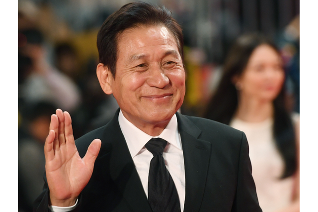 韓映画界のシンボルにして良心…国民俳優アン・ソンギとは 画像
