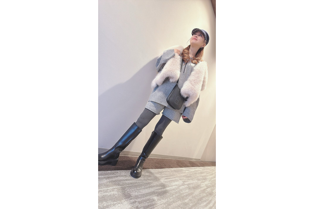 渡辺美奈代、大人かわいいセットアップコーデを披露！「スタイル抜群」とファン絶賛 画像