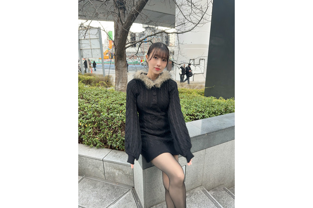 NMB48・安部若菜、美脚目を引くぴったりワンピ！「めっちゃ似合ってる」の声 画像