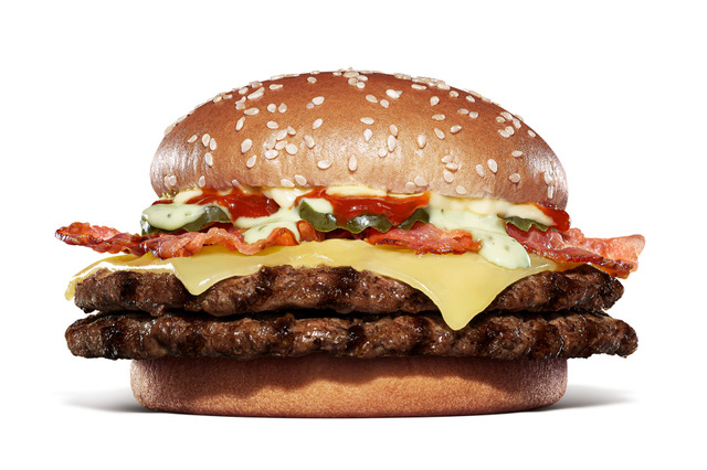 バーガーキング、濃厚ソース＆ゴーダチーズの“本格大型バーガー”を30日から発売！ 画像