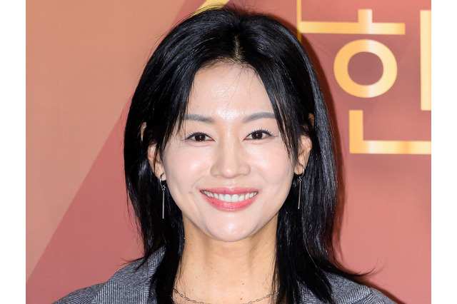 「歯を抜いてネックレスに」“かなり異様な贈り物”を贈られた韓国女優の奇妙な恋物語 画像