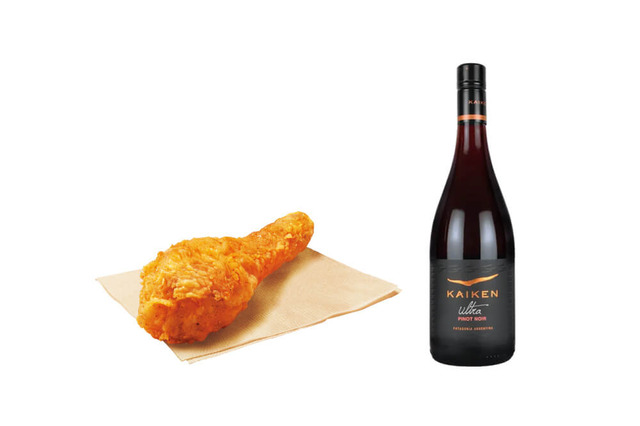 KFCメニューと相性抜群のワイン3本を厳選！エノテカ、500円分デジタルKFCカード付き限定セットを本日発売 画像