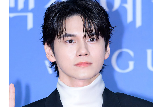 “脱税疑惑”チャウヌと同事務所に　Wanna One出身オン・ソンウ、芸能事務所ファンタジオと再契約 画像