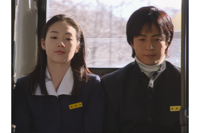 『映画 冬のソナタ 日本特別版』チュンサン（ペ・ヨンジュン）とユジン（チェ・ジウ）の“初恋の始まり”収めた本編映像公開！ 画像