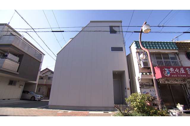 人もペットもストレスフリー！ インナーバルコニーがドッグランになる愛犬家の住まい『住人十色』 画像