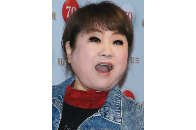 天童よしみ、理想の100歳生活が独特すぎる？「イケメンに囲まれたい」願望明かす 画像