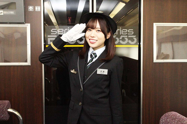 声優・伊達さゆり、可愛すぎる車掌姿を披露！6時間超の鉄道旅イベントに登場 画像