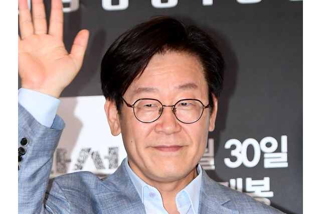 韓国大統領が自らSNSで番組批判…自身の暴力団との癒着疑惑を提起「失脚させるための物理的テロ」 画像