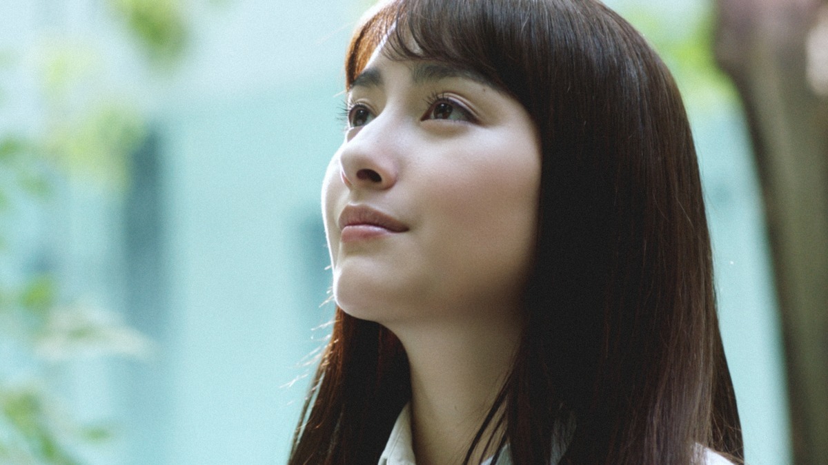 早見あかり スーツ姿初々しい新入社員に 奮闘する姿をcmで演じる 3枚目の写真 画像 Rbb Today