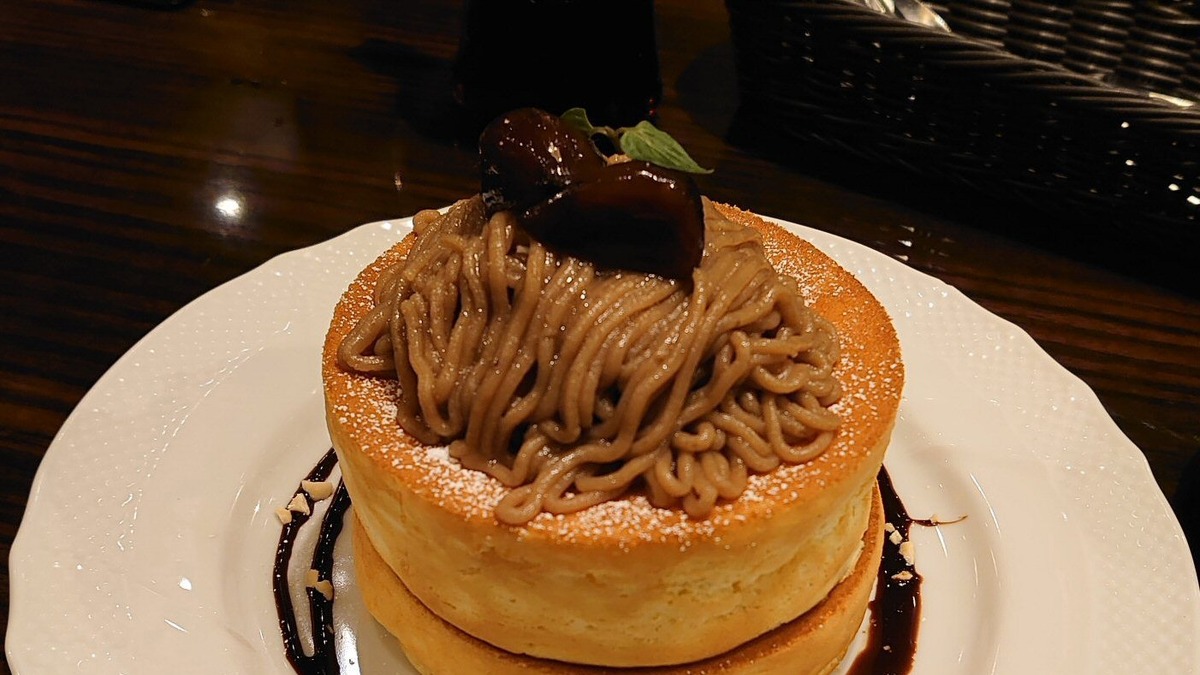 こりゃ うめぇな 星乃珈琲店の 栗のスフレパンケーキ を食べてみた Rbb Today