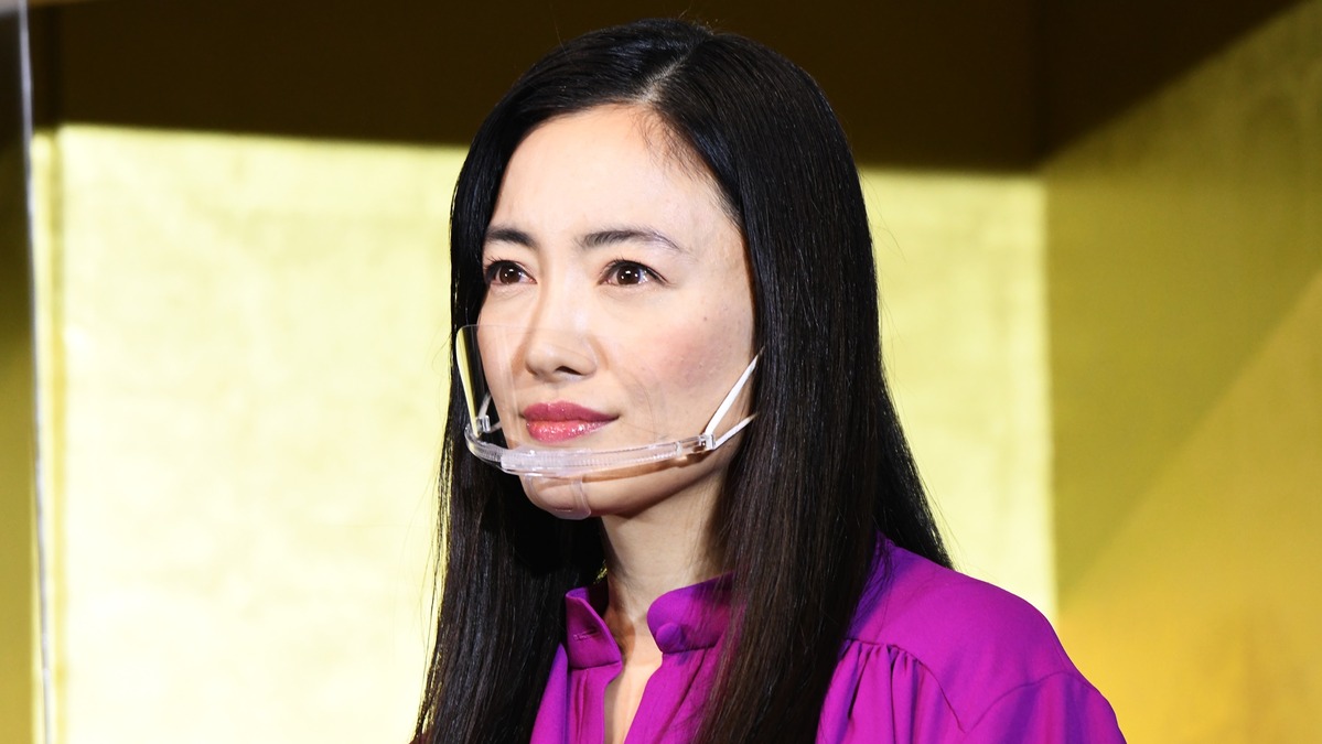 仲間由紀恵 宇賀なつみのニンニク活用術に興味津々 すごい 3枚目の写真 画像 Rbb Today