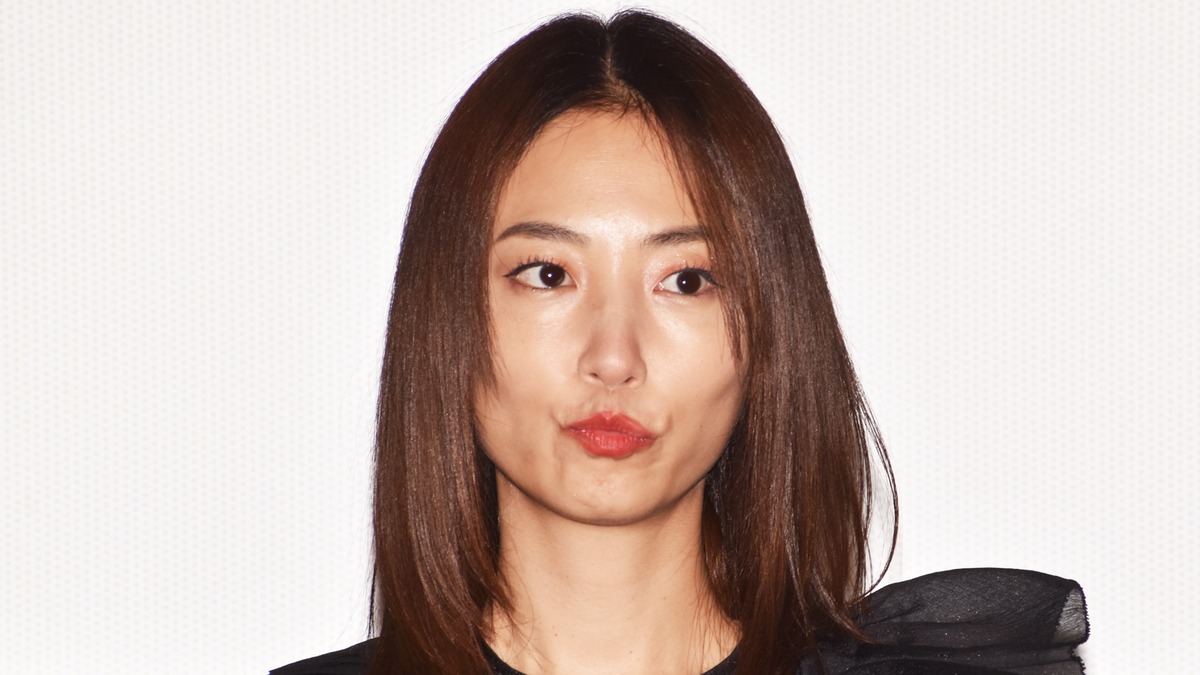 Megumi 熟女カレンダーの話を断っていることを明かす 誰が見たいのかな Rbb Today