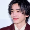 なにわ男子・道枝駿佑、韓国で圧巻ビジュアル　現地メディアも「女心を揺さぶる花美男」と絶賛