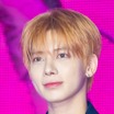 「メロの塊」TXT・テヒョン、春の陽気が似合うアイドル！公園で散歩する姿が可愛すぎると話題