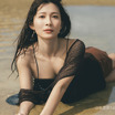 フリーアナウンサー・山本里菜の1stフォトブックが発売！水着グラビアに初挑戦