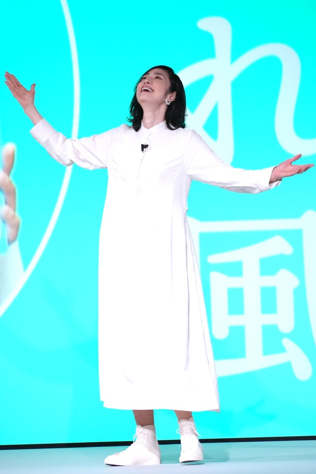 天海祐希【撮影：小宮山あきの】