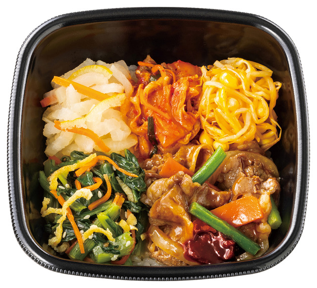 まぜて旨辛！ 焼肉ビビンバ　660円