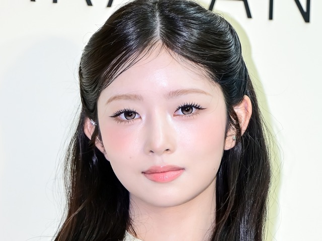 これは反則…IVE・レイ、“ピチッ”とトップスで際立つグラマラス体型に視線集中「レベチすぎる」