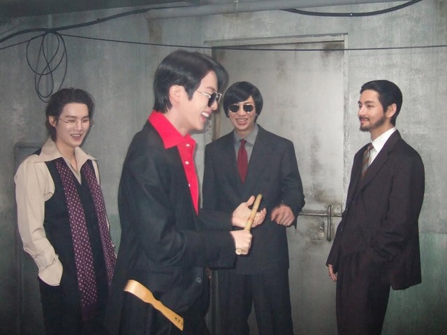 『それスノ』披露も話題！BTS、渋い変身を楽しんだ「怪しい同窓会」…『2.0』MV撮影の裏側公開