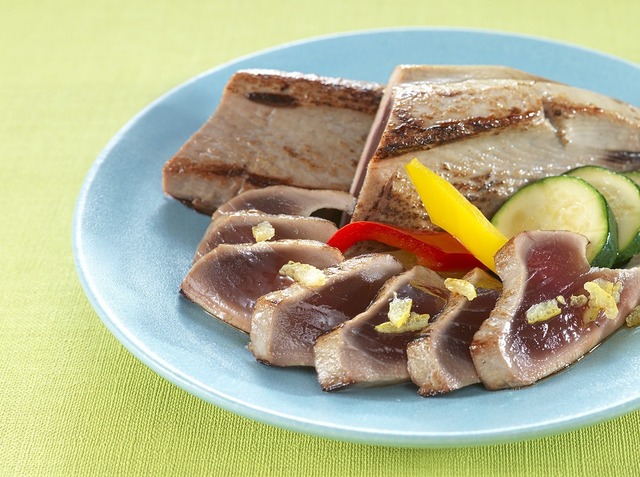 鰹のレアステーキ 柚子の香り