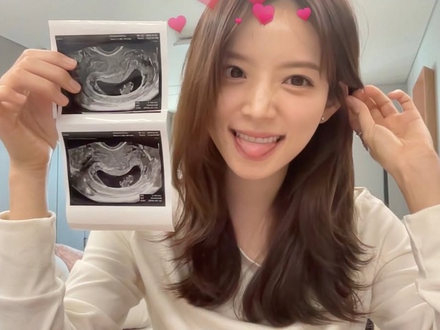 「夫と一緒にシャワー」発言に賛否…授かり婚の韓国インフルエンサー、番組演出に理解求める