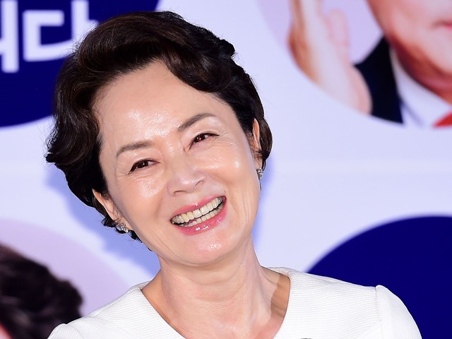 “膵臓がん”を隠して撮影を敢行…「国民の母」と呼ばれた女優キム・ヨンエさん、9周忌