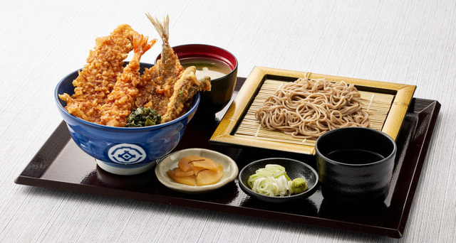 「たれづけあじわい天丼（小）藪そばサービスセット（みそ汁付）」1,400円（税込）