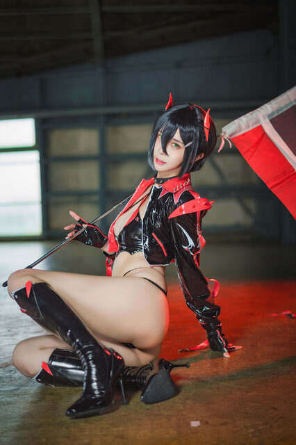 フリードリヒ・デア・グローセ『アズールレーン』／零崎紗耶（X：@zerozakisaya）