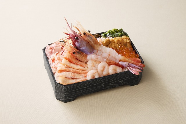 「幻のブドウ海老贅沢弁当」3,975円(1折)