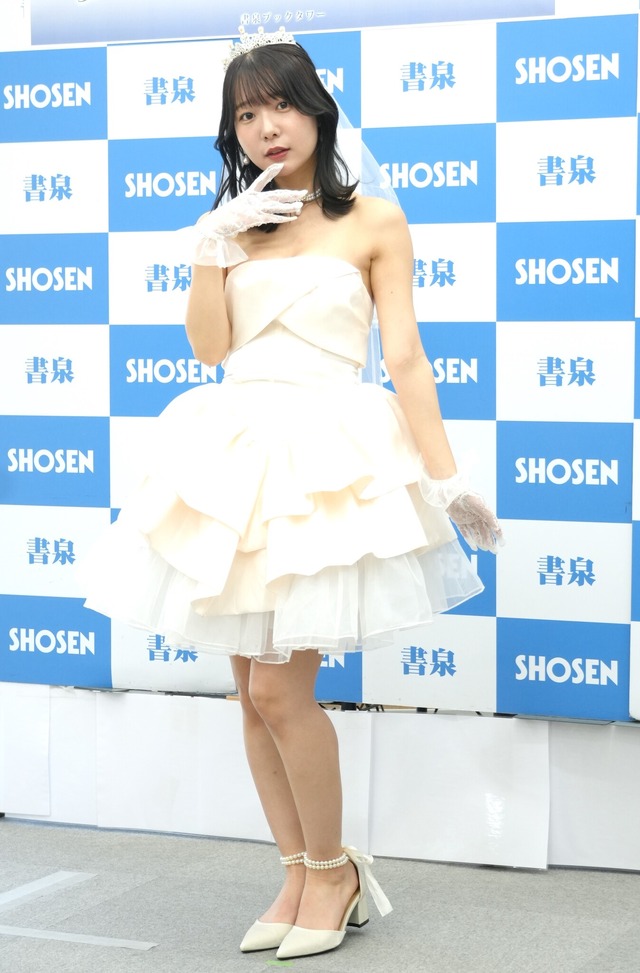 奥ゆい【撮影：小宮山あきの】