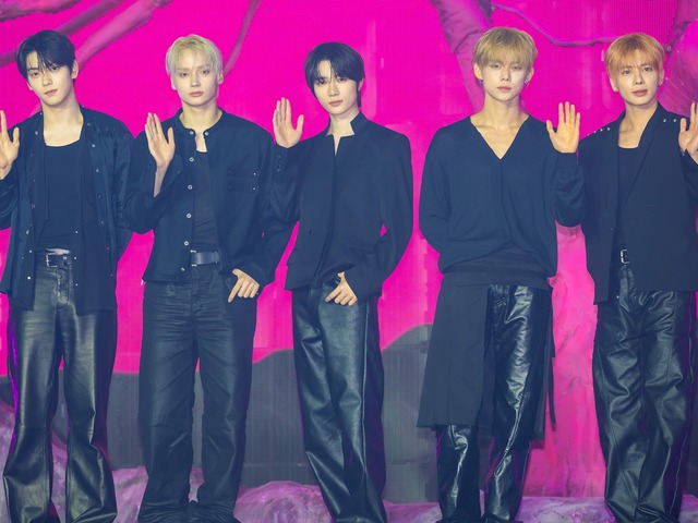 TOMORROW X TOGETHER、新ALが発売初日に135万枚突破！“7作連続”ミリオンセラーの快挙