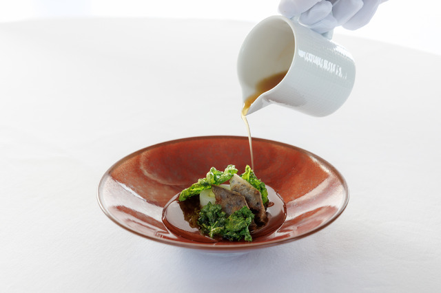 「穀雨(こくう)」の美しさを伝えるための一皿。