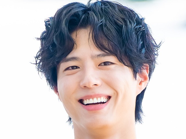 【写真】被害者続出!? パク・ボゴムの中国での神対応がネットで話題に「あまりにもハンサムすぎて」