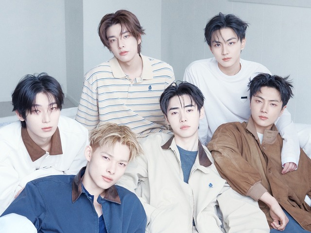 ENHYPEN、少年のような爽やかさに加わった圧倒的カリスマ性！ファッション誌デジタル版表紙飾る