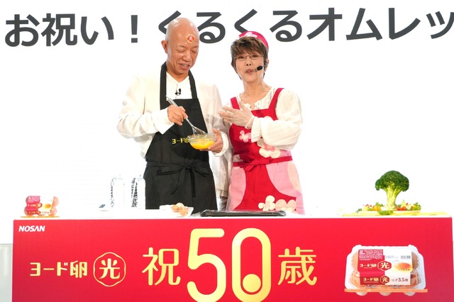 平野レミ、小峠英二【撮影：小宮山あきの】