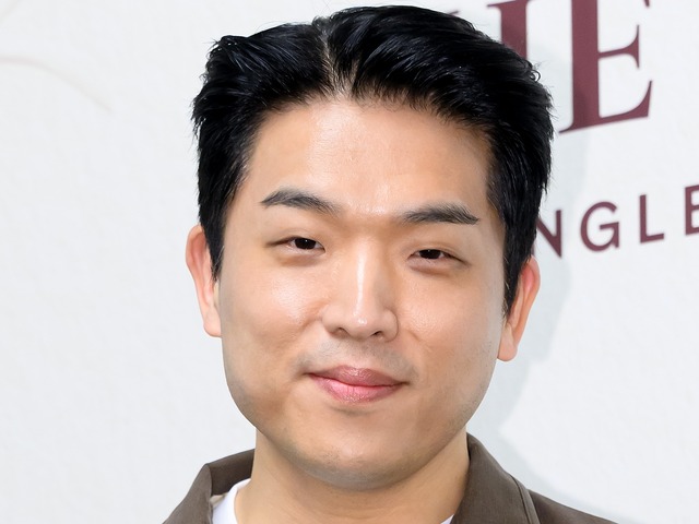 “1食4万円超”なのに安ワインにすり替え？Netflix出演の韓国系人気シェフのレストランへの暴露が波紋