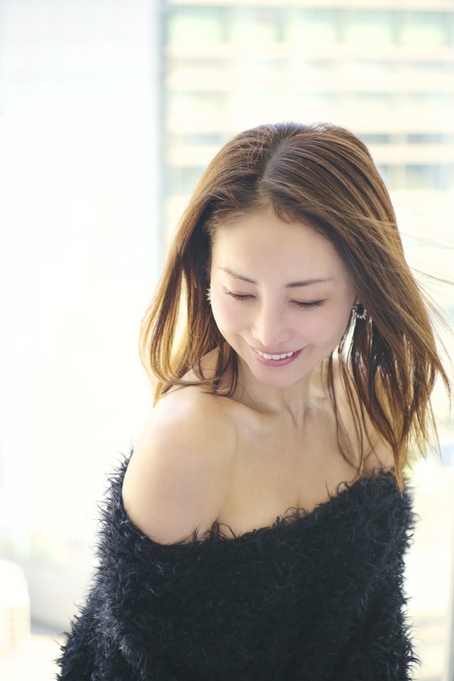 「祖崖っぷちアイドルの熊切あさ美が、全肯定BODY」主婦と生活社