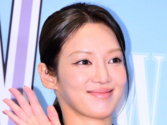 男性グループと仲良しでもコラボは「ロボットのように」？少女時代・ヒョヨンが明かした当時の秘話