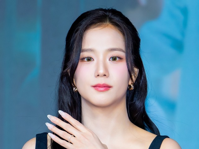 BLACKPINK・ジスをまるで“盗人呼ばわり”?  “消えた衣装”騒動に波紋